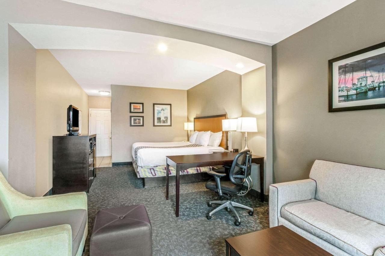 Hotel La Quinta By Wyndham Biloxi Extérieur photo