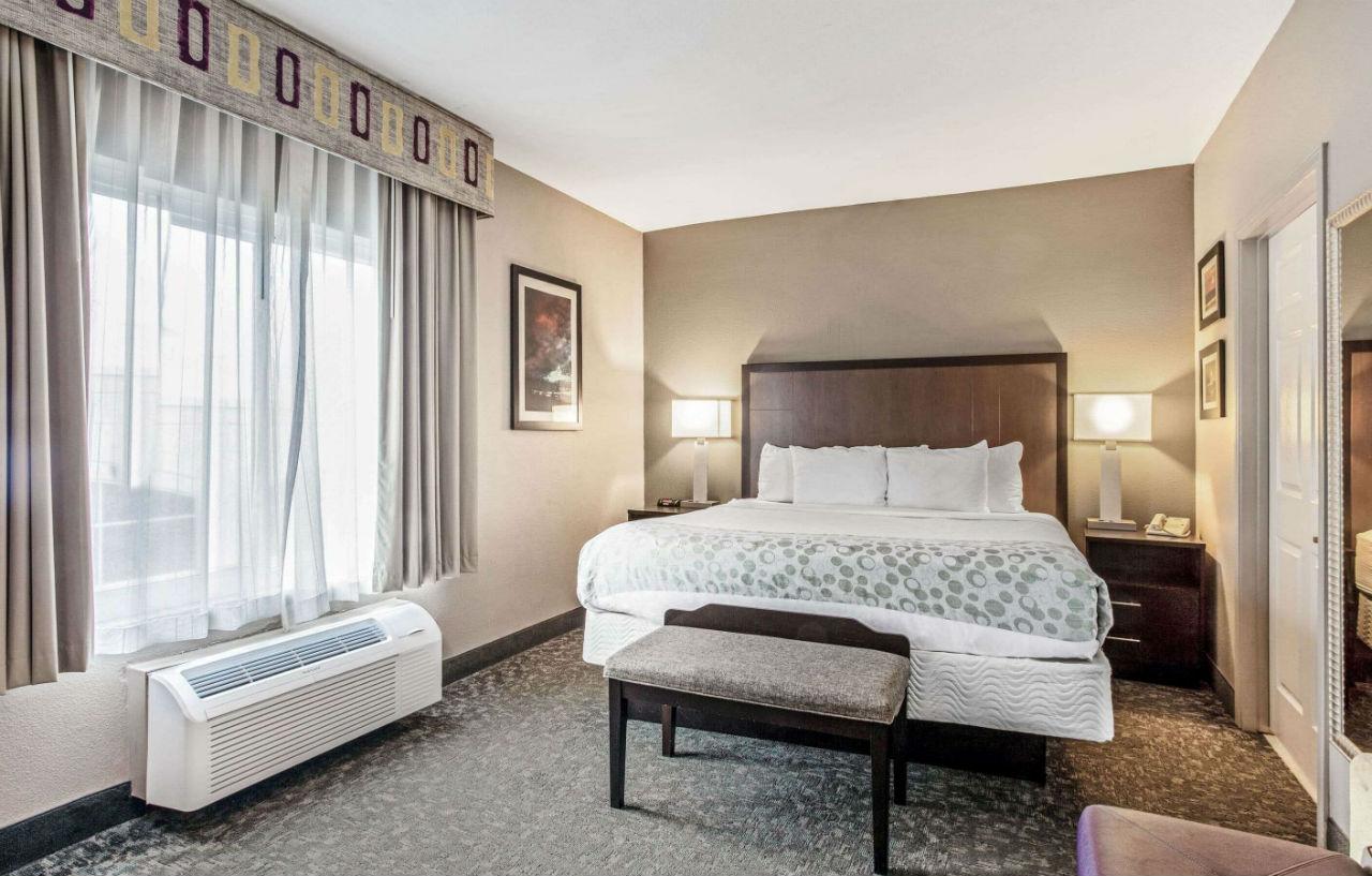 Hotel La Quinta By Wyndham Biloxi Extérieur photo