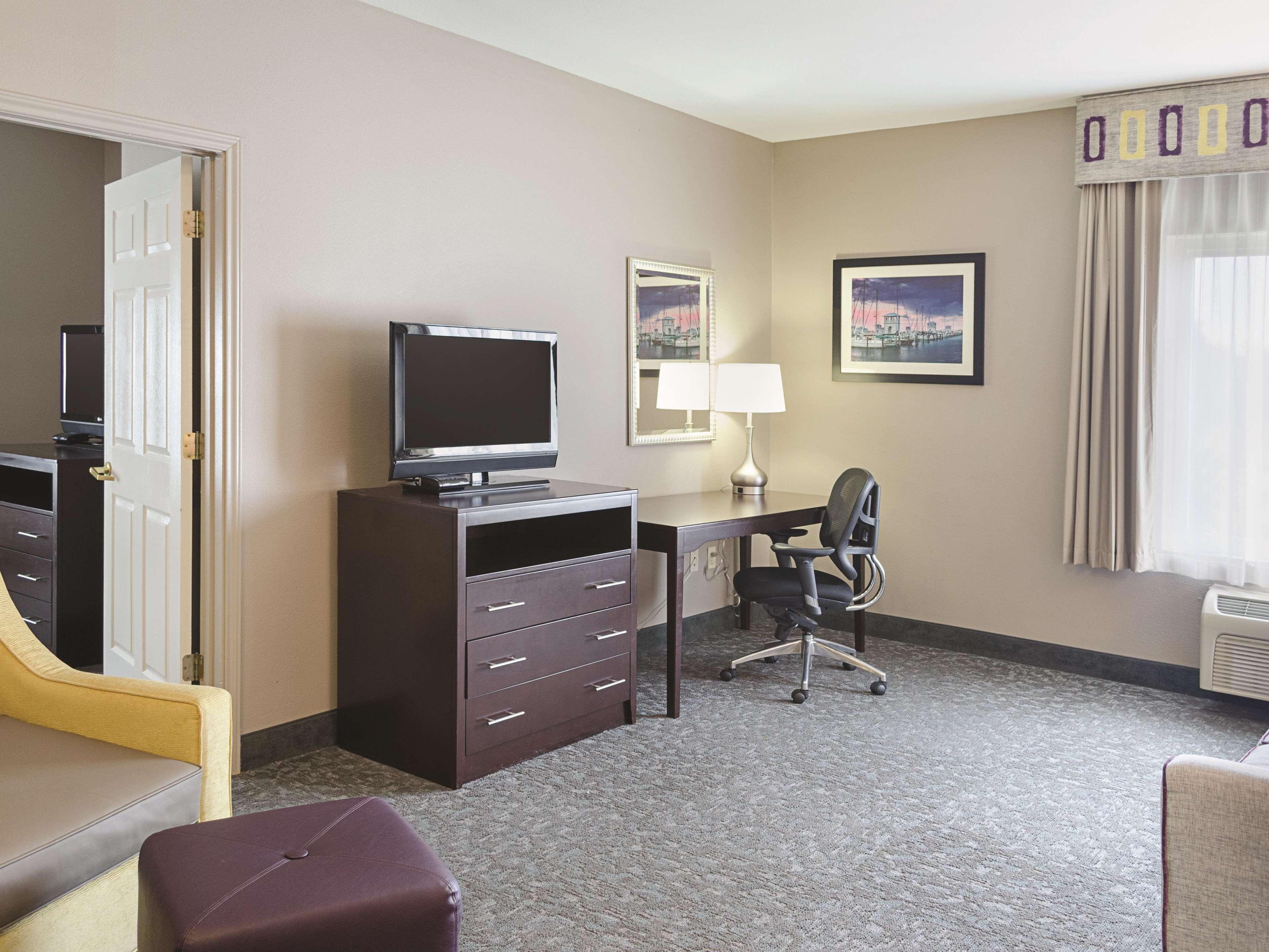 Hotel La Quinta By Wyndham Biloxi Extérieur photo