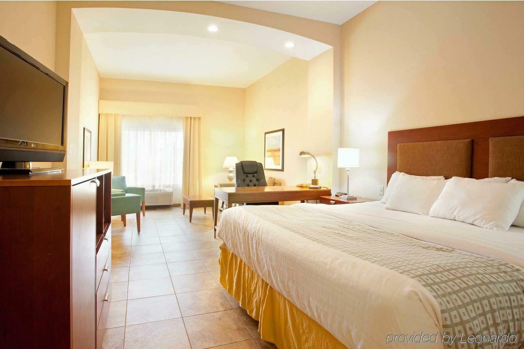 Hotel La Quinta By Wyndham Biloxi Extérieur photo